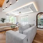 Вилла Stunning Juan Les Pins 5 Bed With Pool *