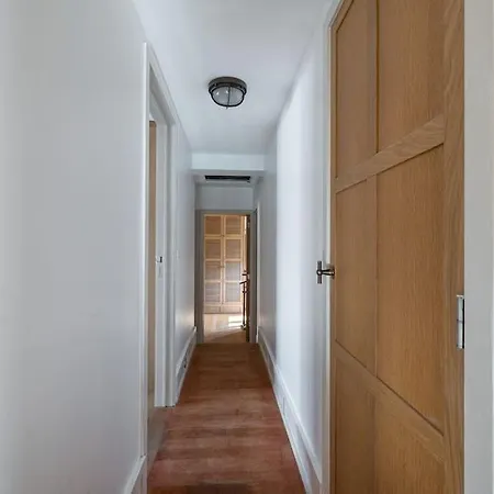 Stunning Juan Les Pins 4 Bed With Pool *