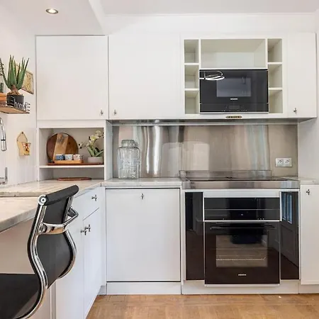 Stunning Juan Les Pins 4 Bed With Pool Willa