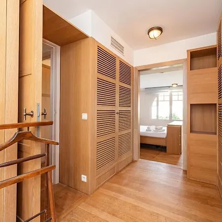 Villa Stunning Juan Les Pins 4 Bed With Pool *