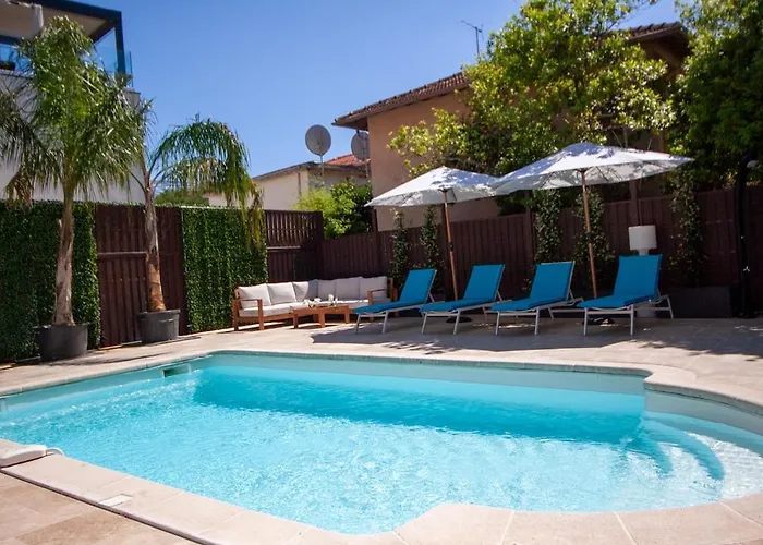 Stunning Juan Les Pins 5 Bed With Pool