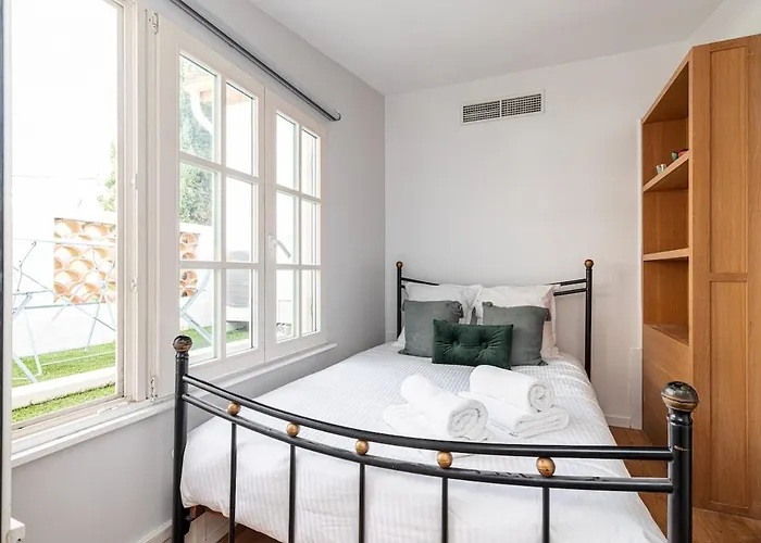 Villa Stunning Juan Les Pins 5 Bed With Pool