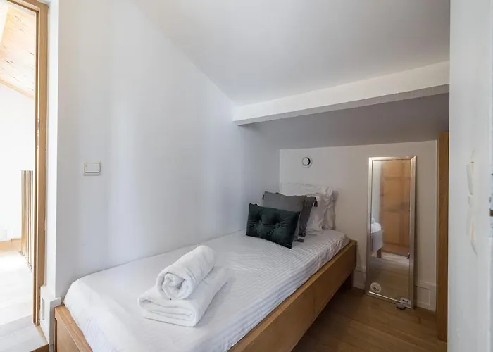 Stunning Juan Les Pins 4 Bed With Pool