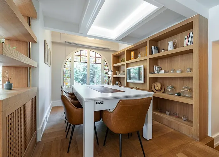 Stunning Juan Les Pins 4 Bed With Pool *