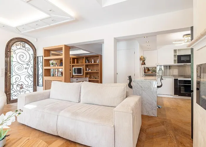 Stunning Juan Les Pins 5 Bed With Pool *