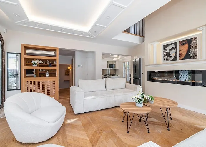 Stunning Juan Les Pins 4 Bed With Pool