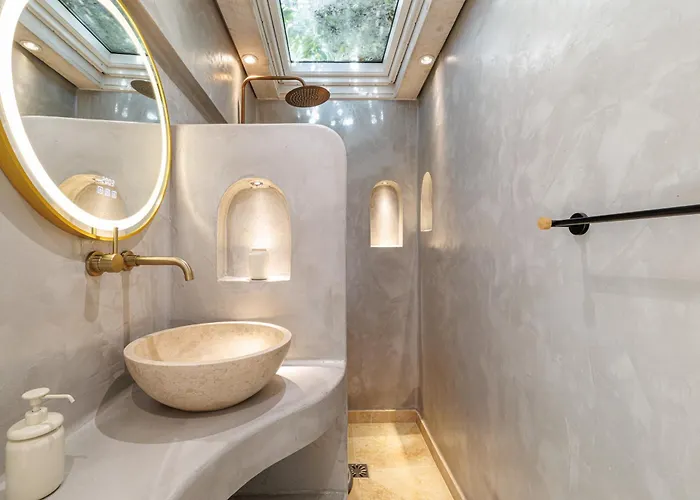 Stunning Juan Les Pins 5 Bed With Pool